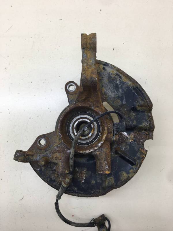 Кулак поворотный передний левый Kia Cerato (TD) 2009-2013