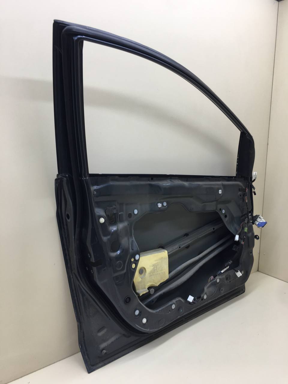 Дверь передняя левая Mazda Mazda 2 (DE) 2007-2014 Дверь передняя левая Mazda Mazda 2 (DE) 2007-2014