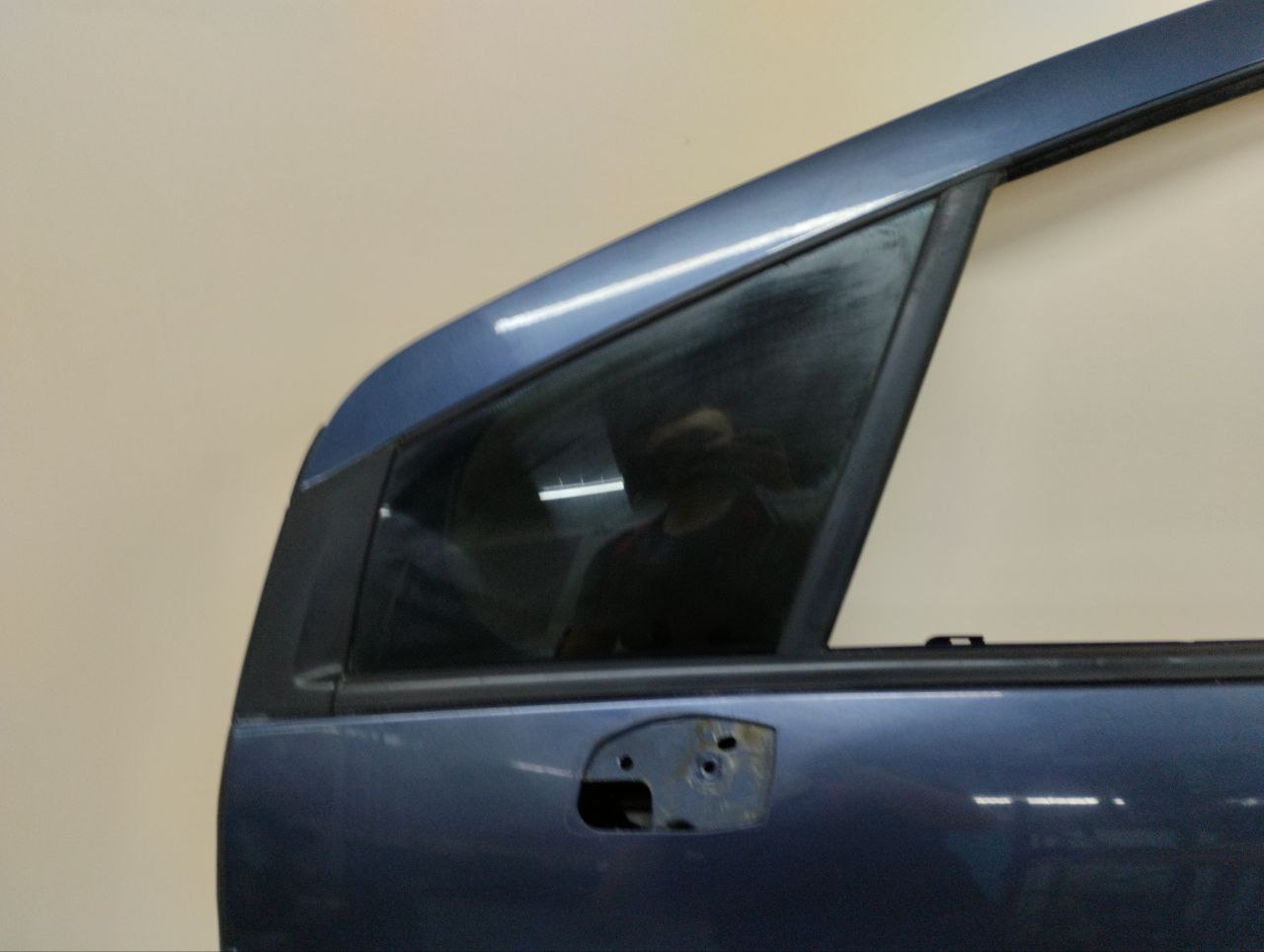 Дверь передняя левая Peugeot 308 2007>