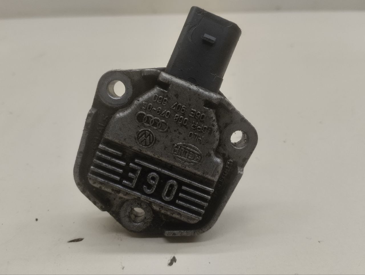 Датчик уровня масла Volkswagen Tiguan (5N2) 2011-2016