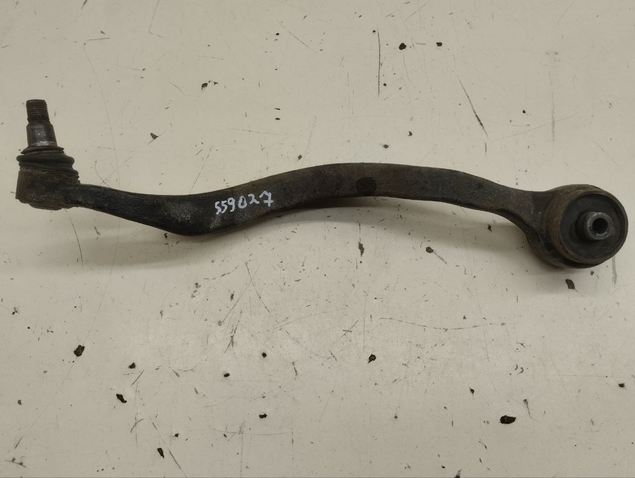 Рычаг передний нижний правый Mazda Mazda 6 (GG) 2002-2007 Рычаг передний нижний правый Mazda Mazda 6 (GG) 2002-2007