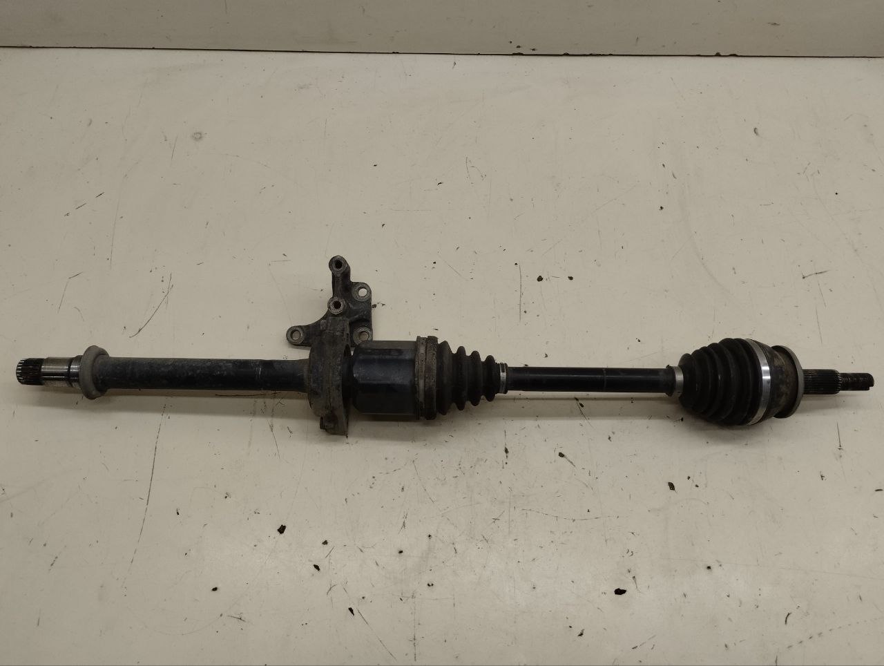 Полуось передняя правая Lexus NX 200 (Z10) 2014-2021