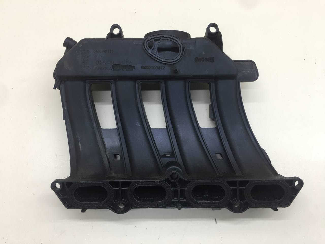 Коллектор впускной Renault Sandero 2009-2014