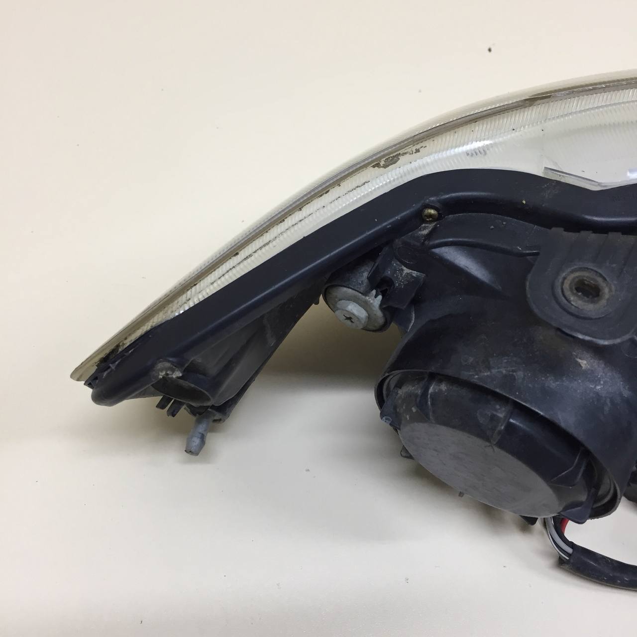 Фара левая Nissan Almera Classic (B10) 2006-2013 Фара левая Nissan Almera Classic (B10) 2006-2013