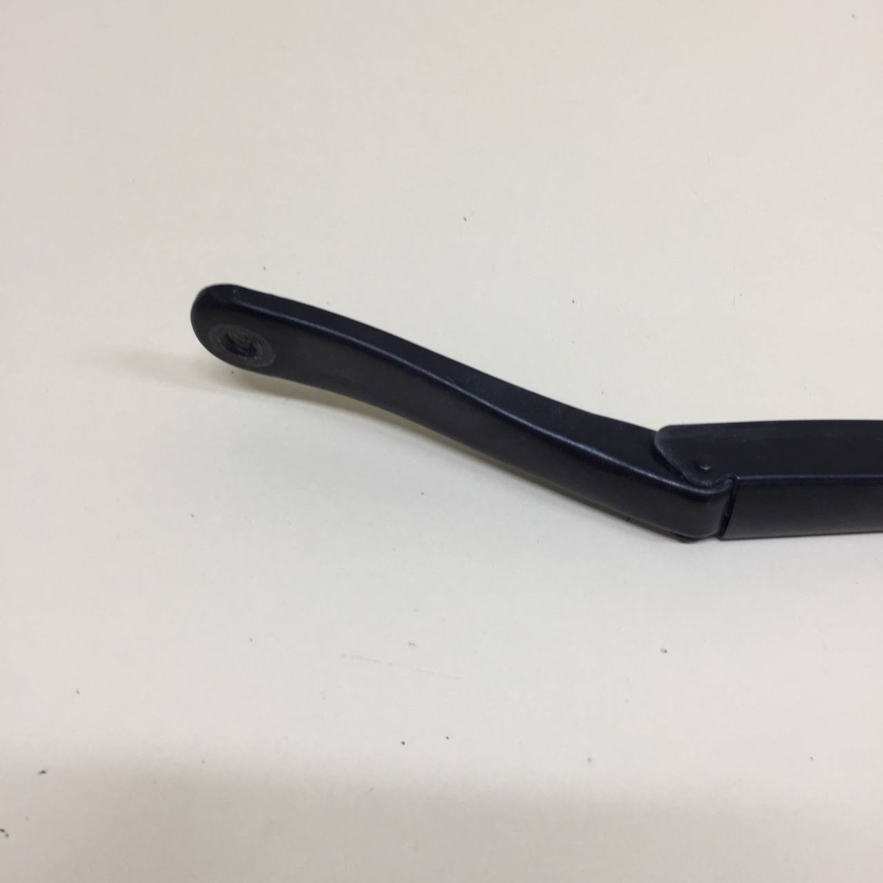 Поводок стеклоочистителя передний правый Renault Duster (HSA, HSM) 2012>