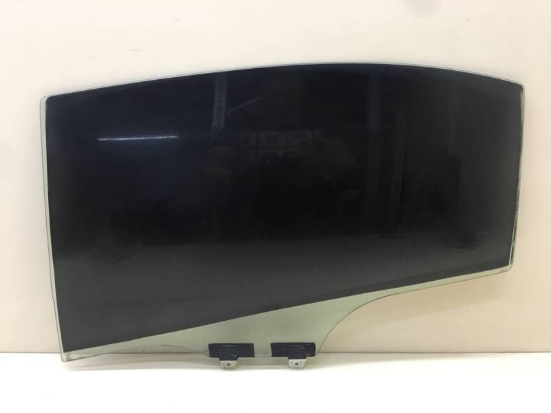 Стекло двери задней левой Honda Civic 4D 2006-2012