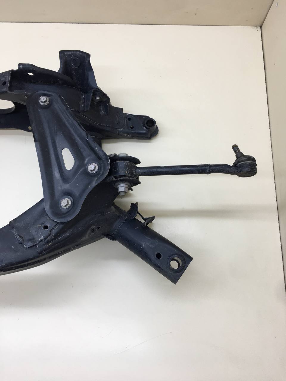 Балка задняя Toyota Rav 4 (XA40) 2013-2019 Балка задняя Toyota Rav 4 (XA40) 2013-2019