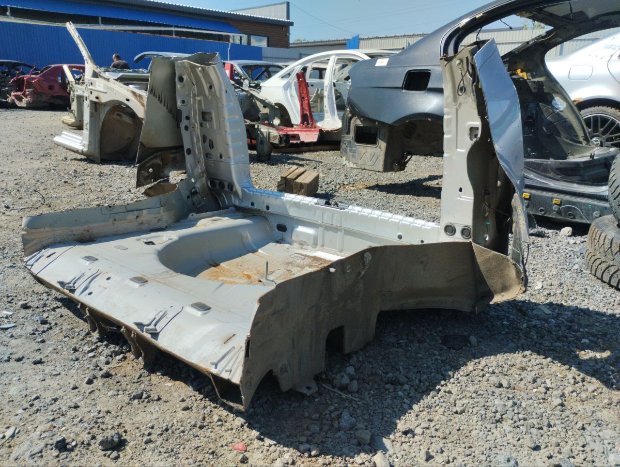 Панель задняя Nissan Terrano (D10) 2014>