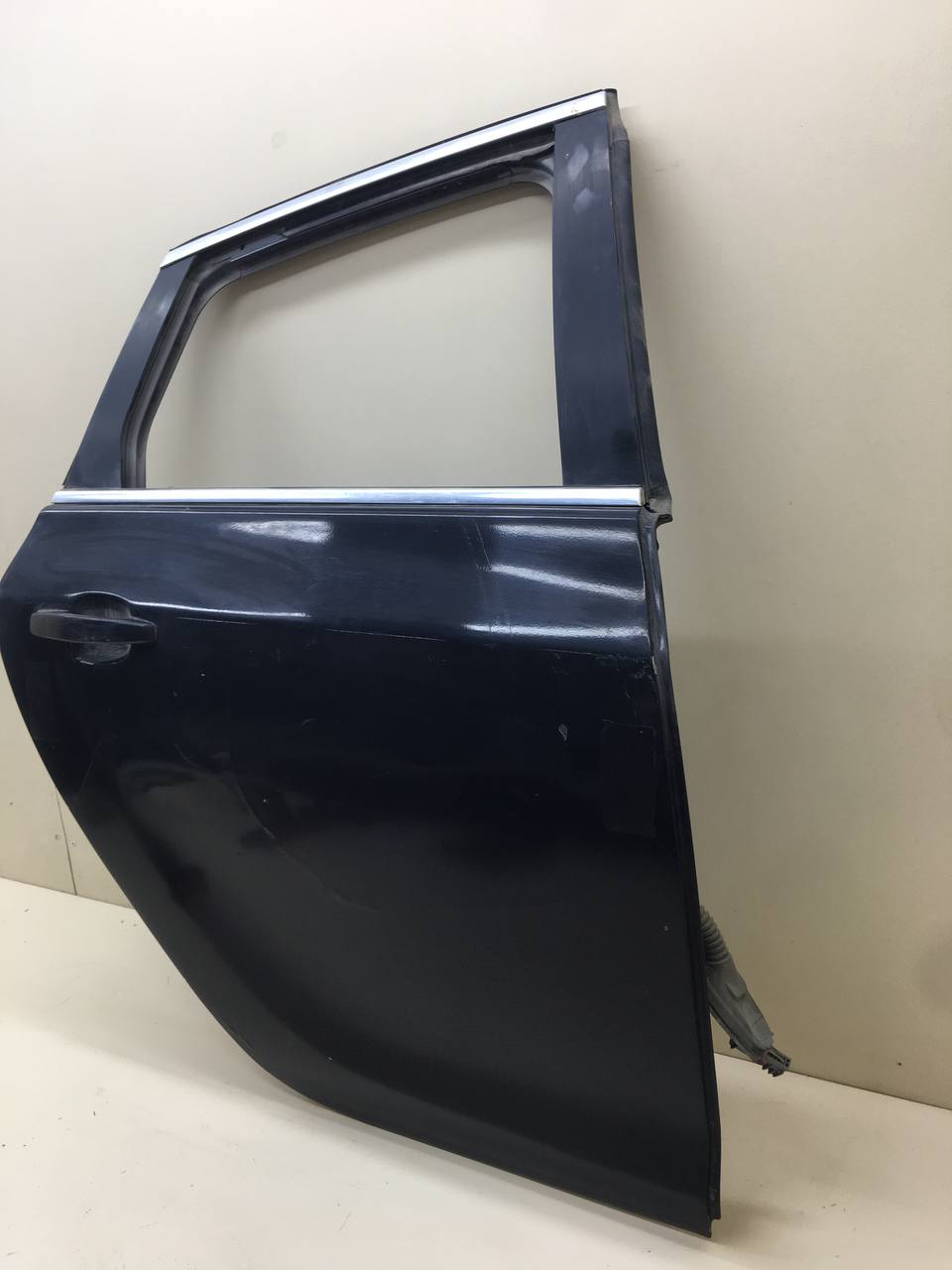 Дверь задняя правая Opel Astra J 2010-2017
