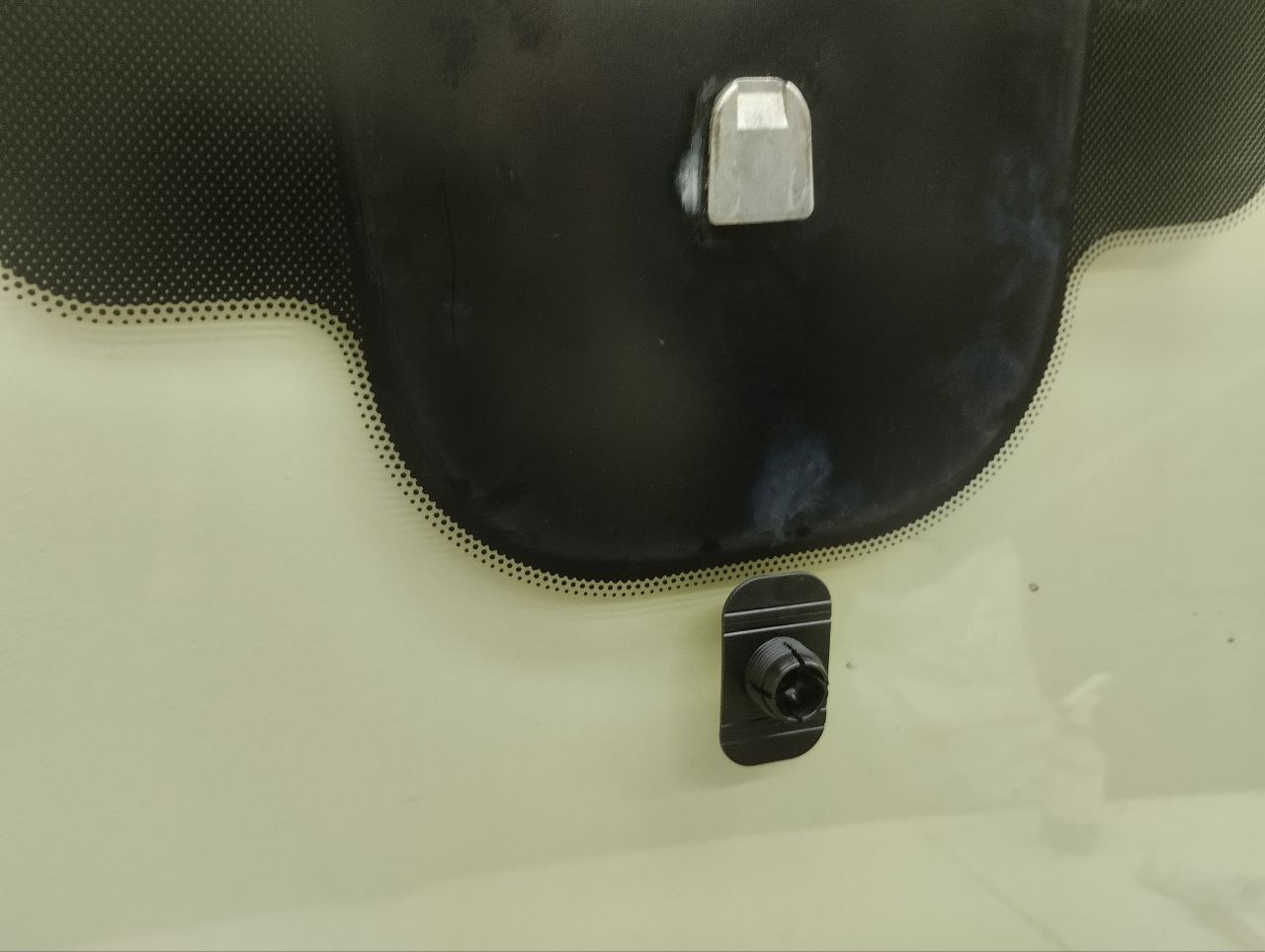 Стекло лобовое (ветровое) Mazda Mazda 6 (GG) 2002-2007 Стекло лобовое (ветровое) Mazda Mazda 6 (GG) 2002-2007
