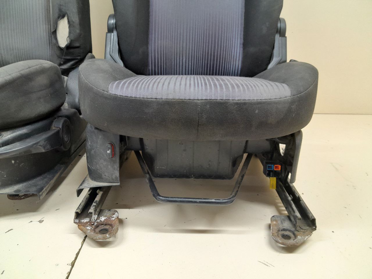 Сиденье (комплект) Ford Fusion (JU) 2002-2012 Сиденье (комплект) Ford Fusion (JU) 2002-2012