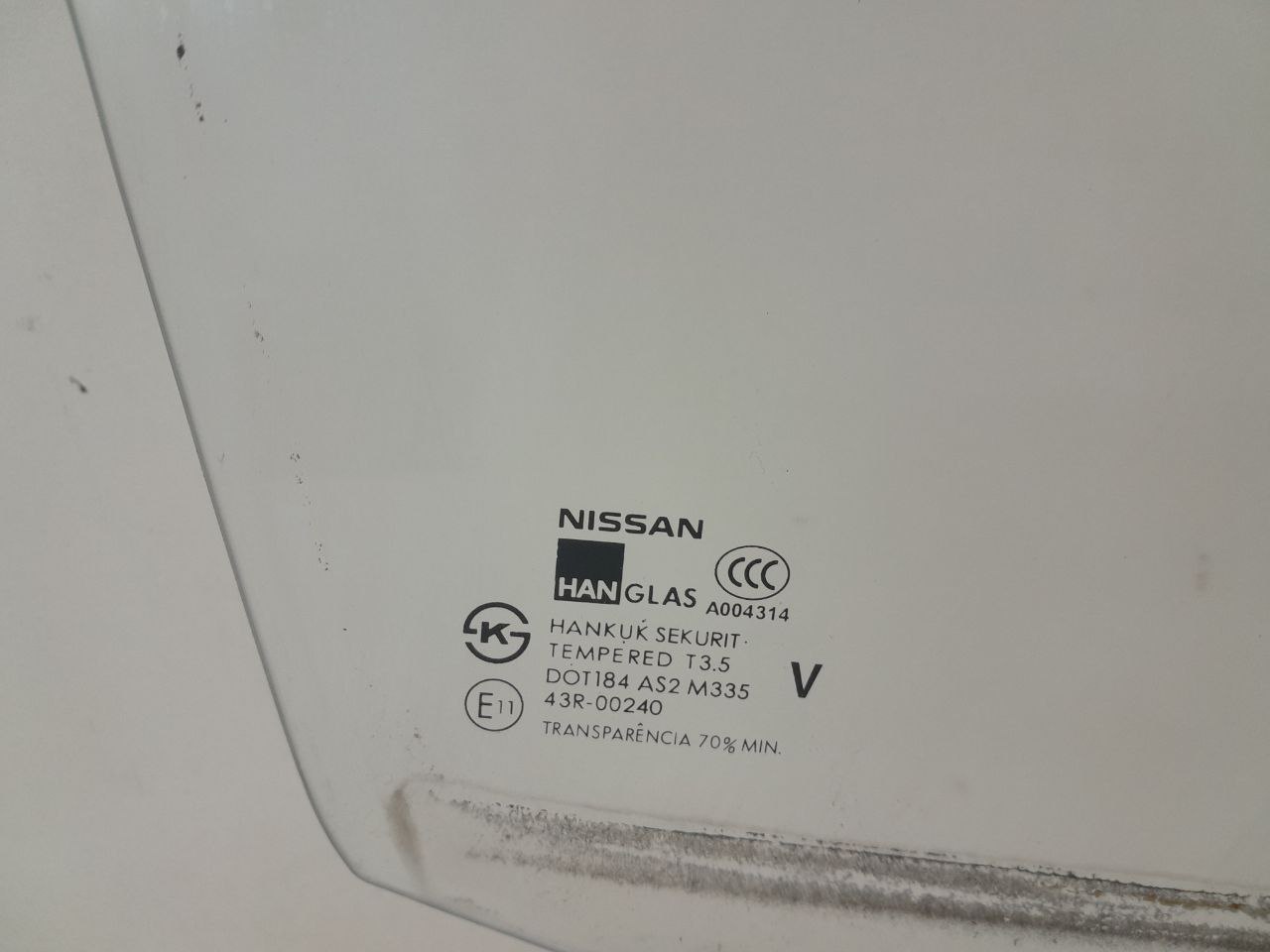 Стекло двери передней правой Nissan Almera Classic (B10) 2006-2013