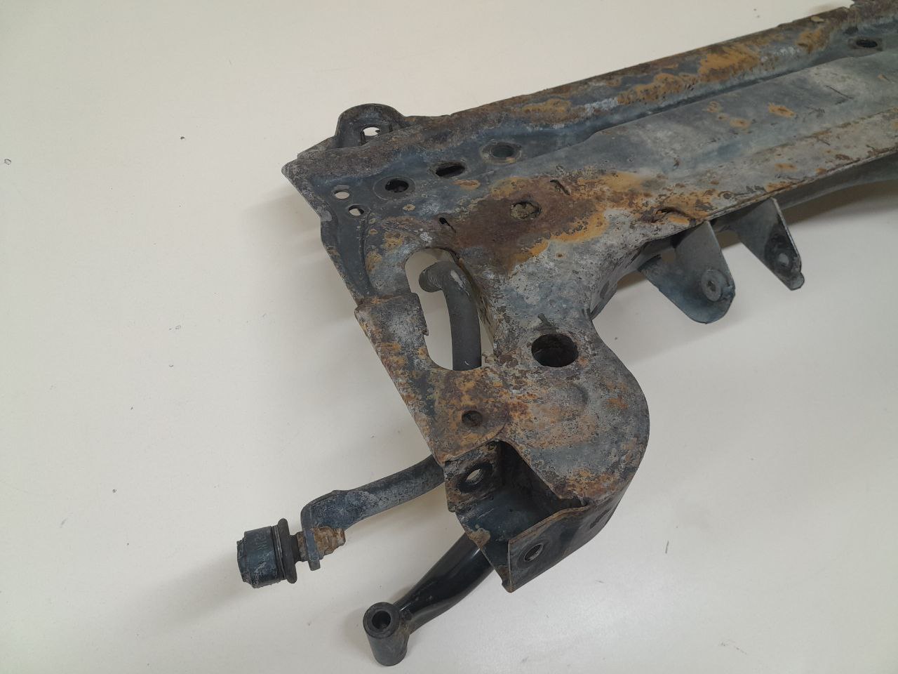 Балка подмоторная Ford Fiesta (MK5) 2002-2008