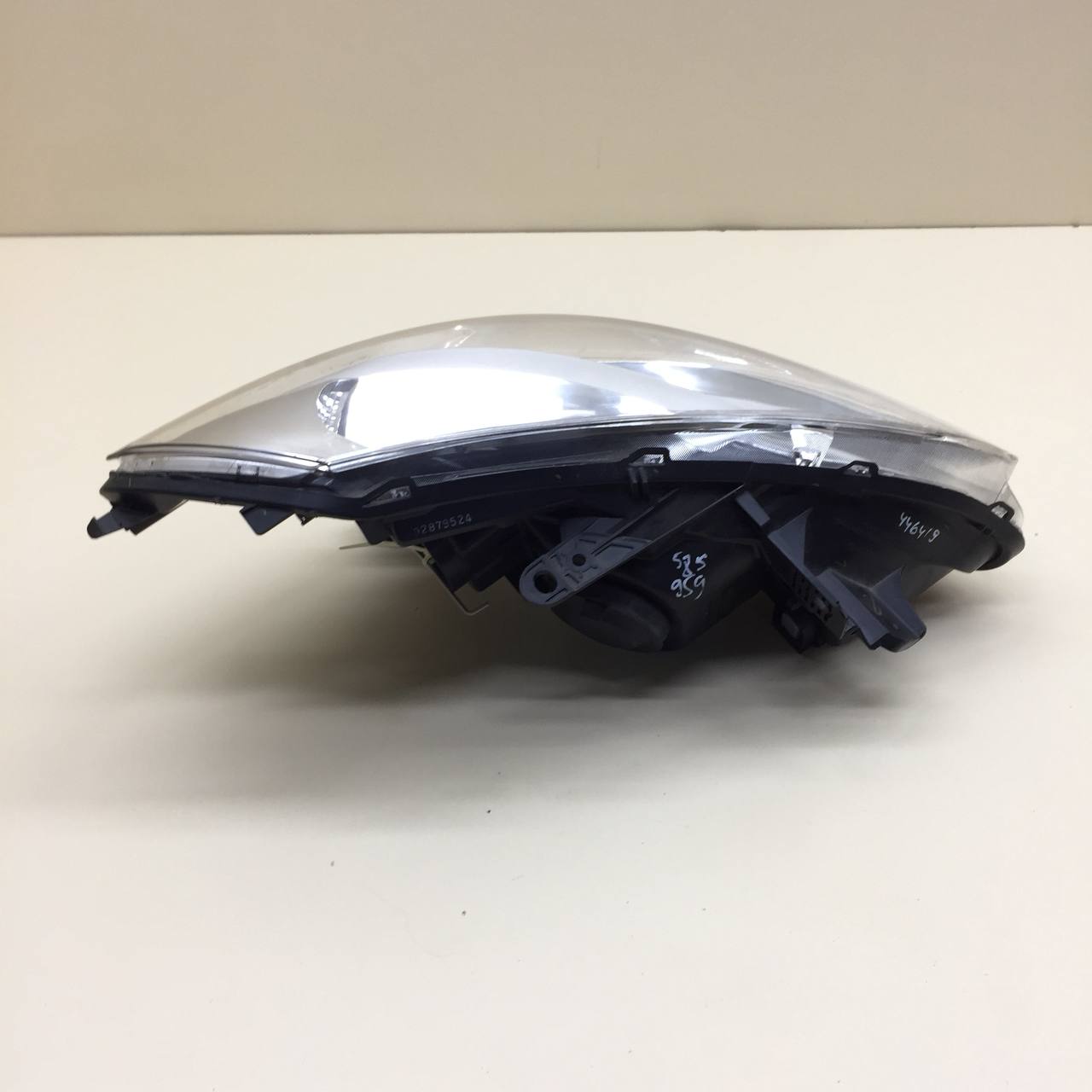 Фара левая Renault Clio (3) 2005-2012 Фара левая Renault Clio (3) 2005-2012