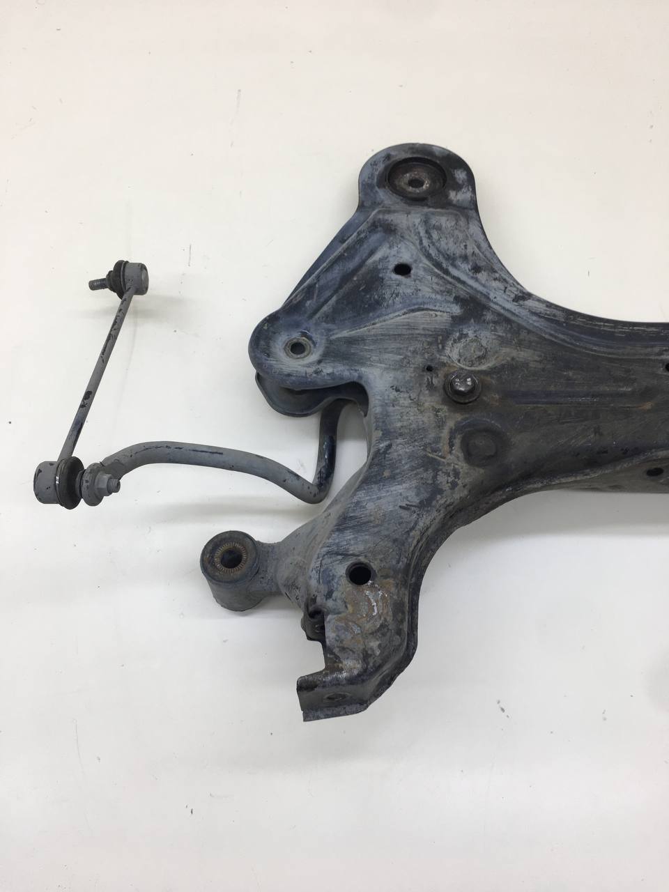 Балка подмоторная Chevrolet Aveo T250 2005-2011 Балка подмоторная Chevrolet Aveo T250 2005-2011