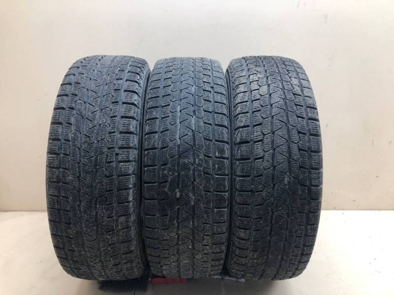 Шины R15 Зимние шипованные Yokohama Ice Guard G075