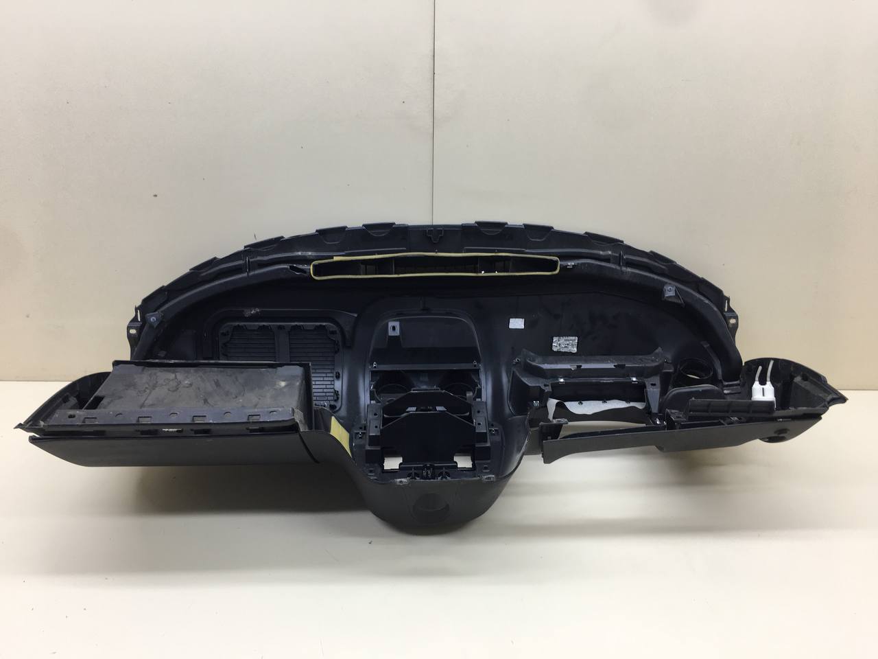 Торпедо Lada Granta 2011>