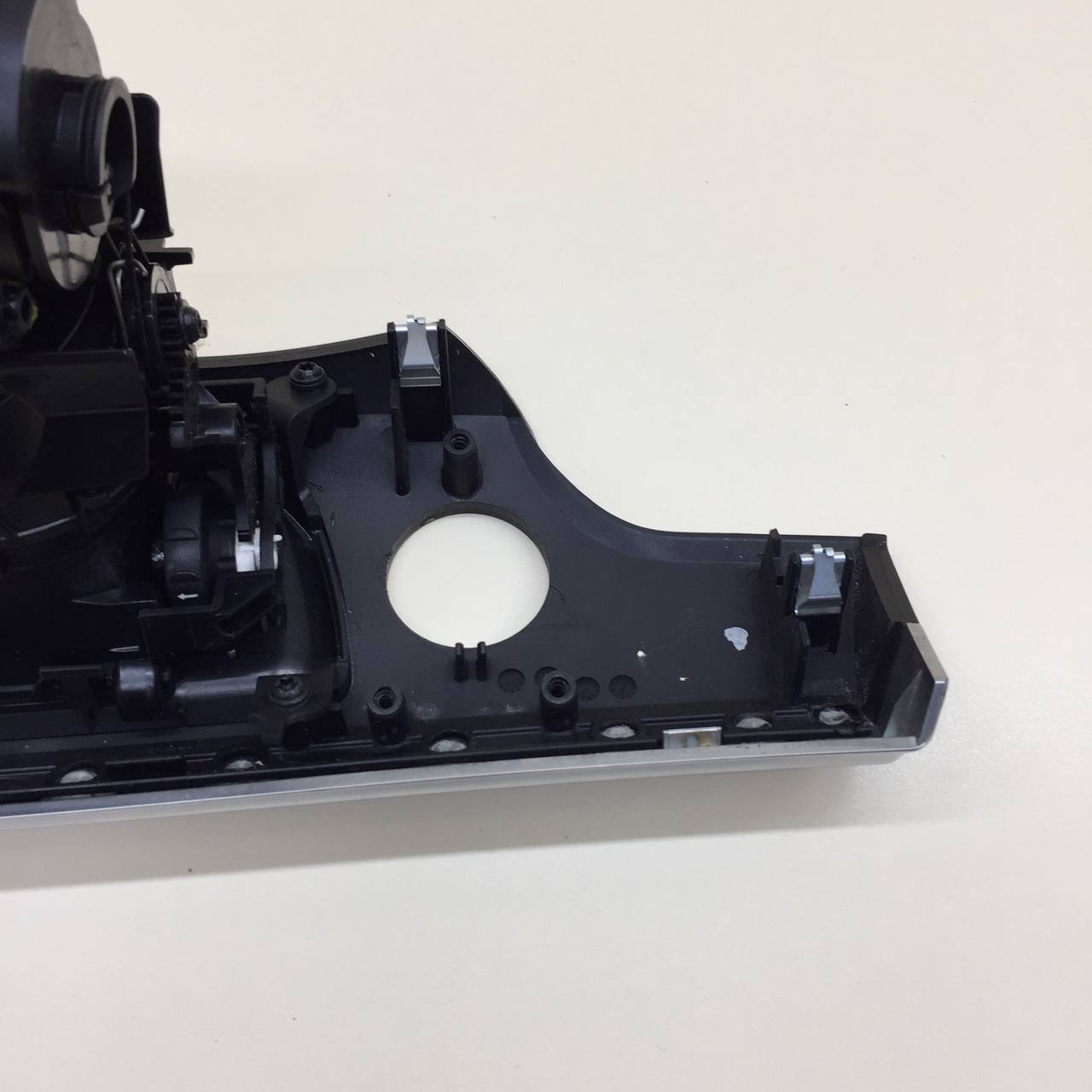 Дефлектор воздушный BMW 7-Series F01,F02  2008-2015