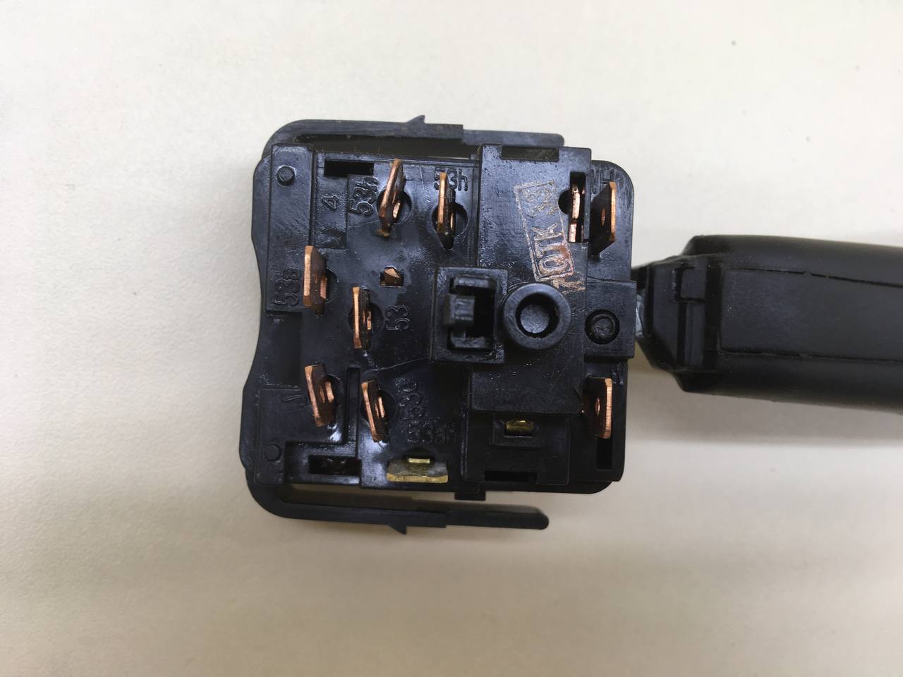 Переключатель стеклоочистителей Chevrolet Niva 2009-2020