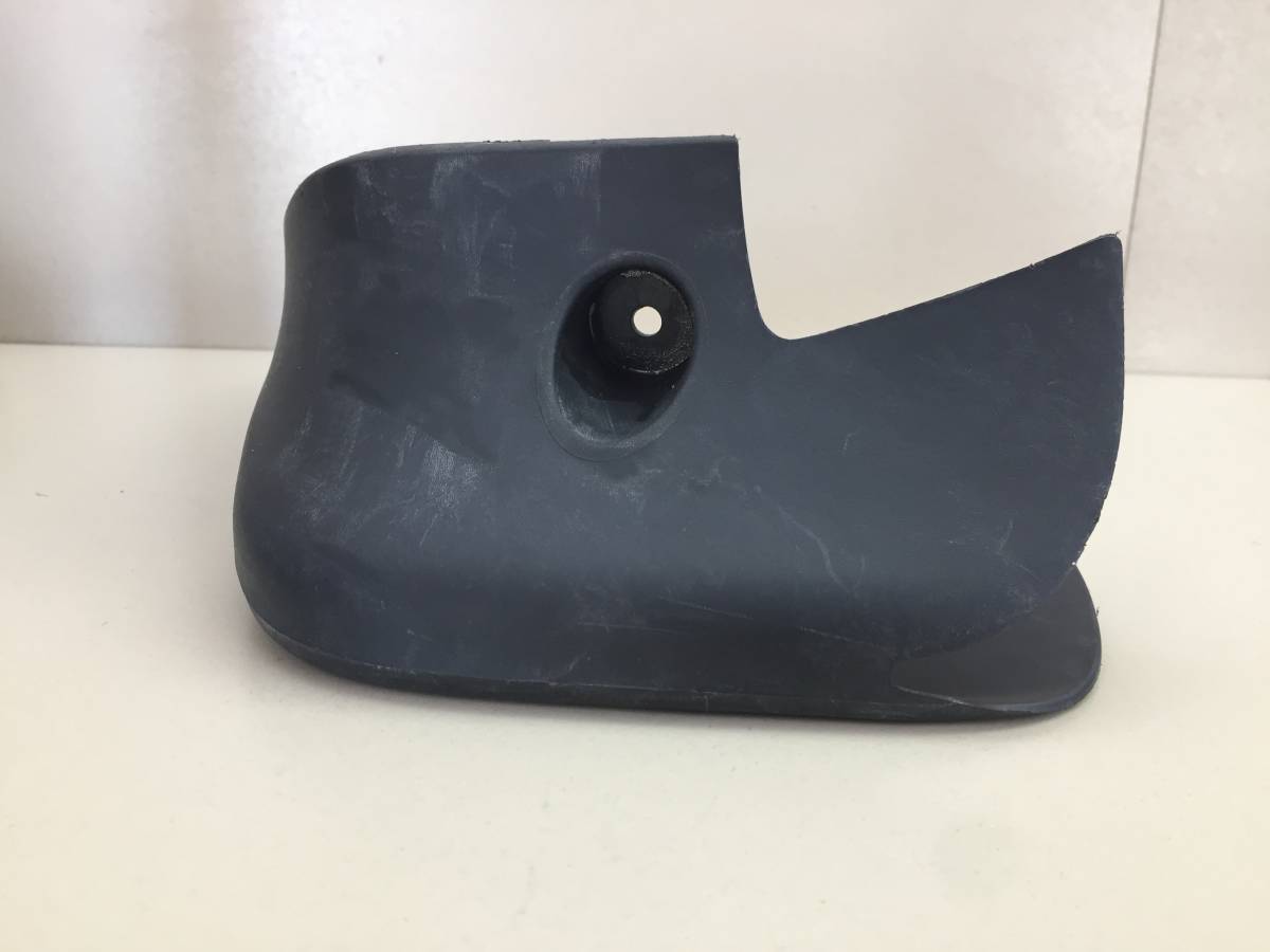 Брызговик передний левый Nissan Qashqai (J10) 2006-2013