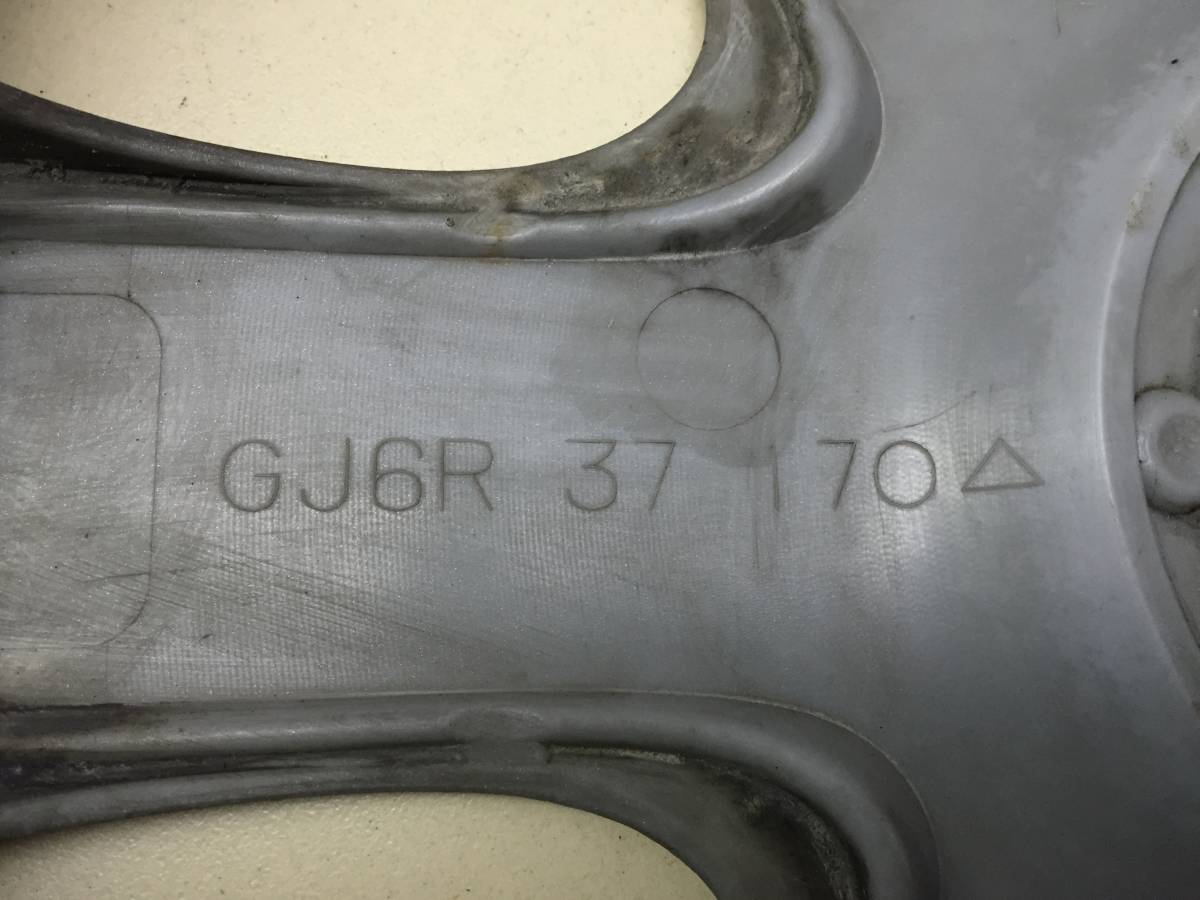 Колпак декоративный Mazda Mazda 6 (GG) 2002-2007