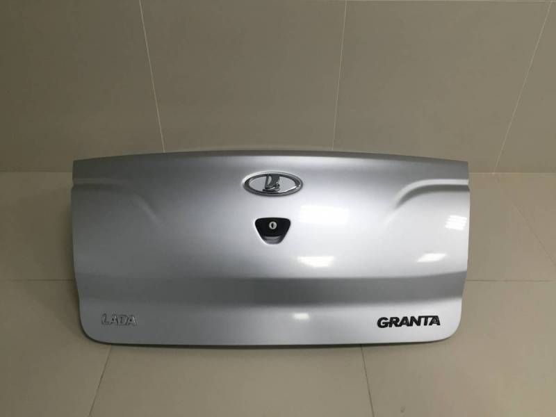Крышка багажника Lada Granta 2011>