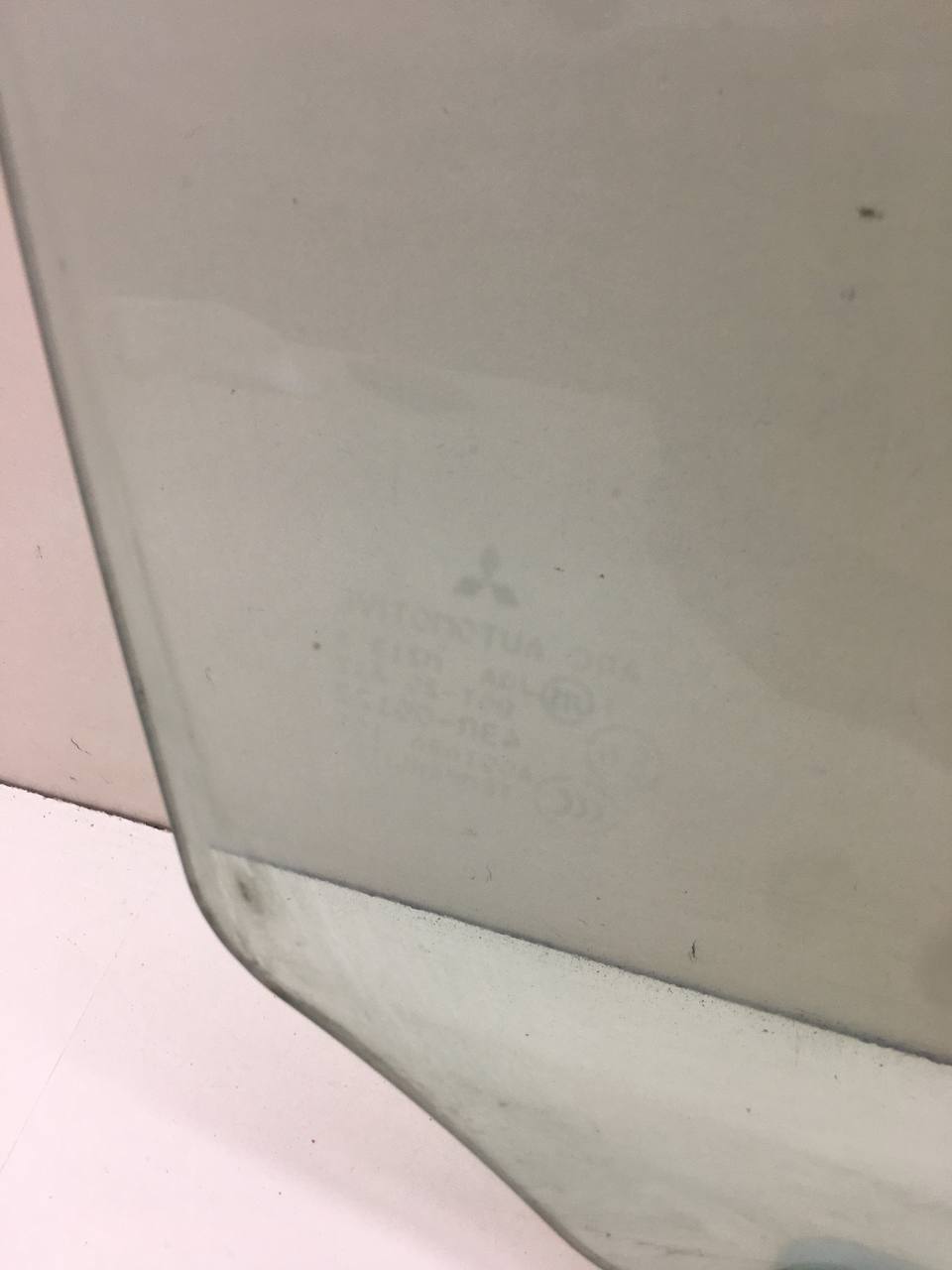 Стекло двери задней правой Mitsubishi Lancer X (CX, CY)  2007>