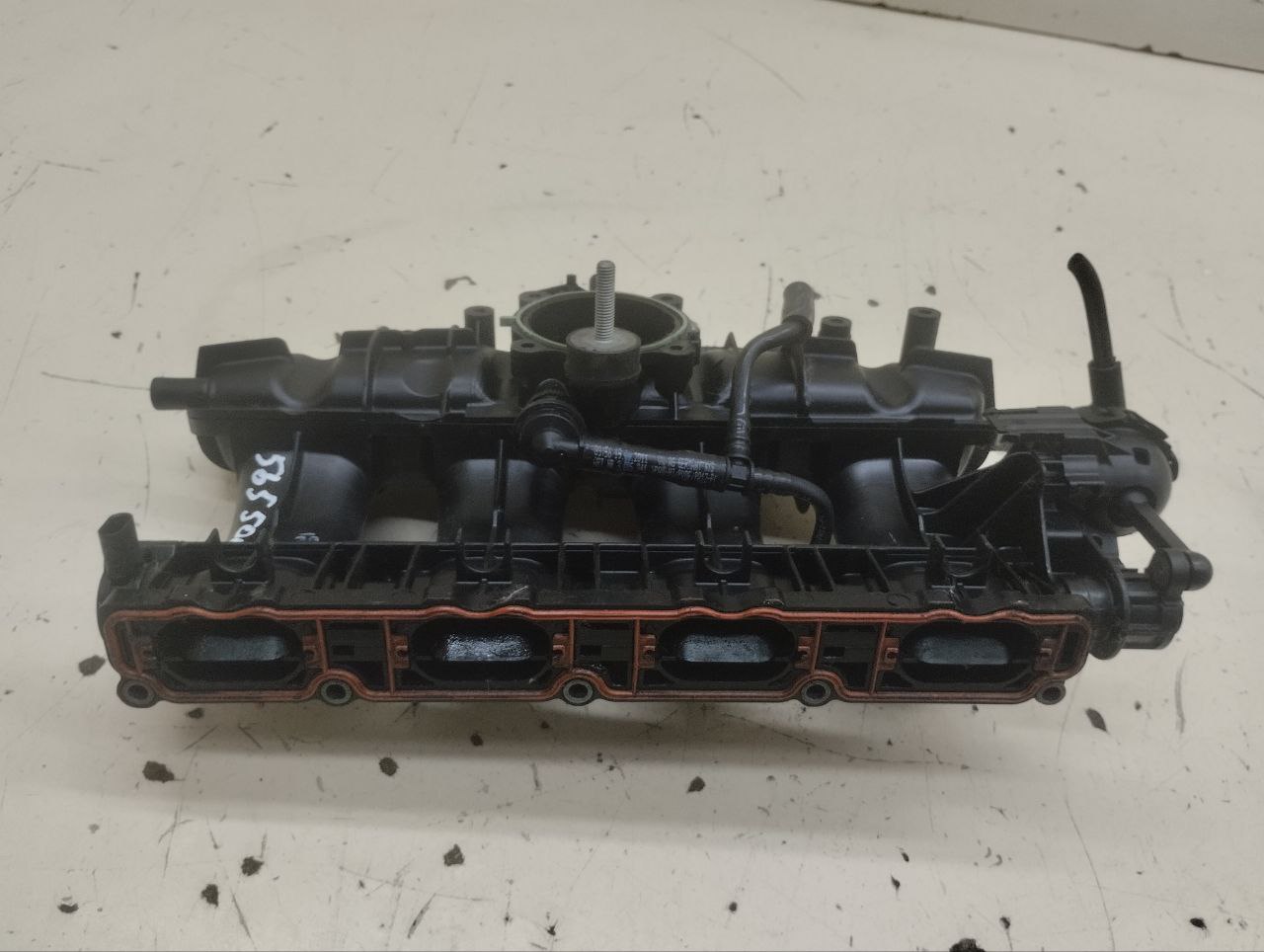 Коллектор впускной Volkswagen Passat B7 2011-2015