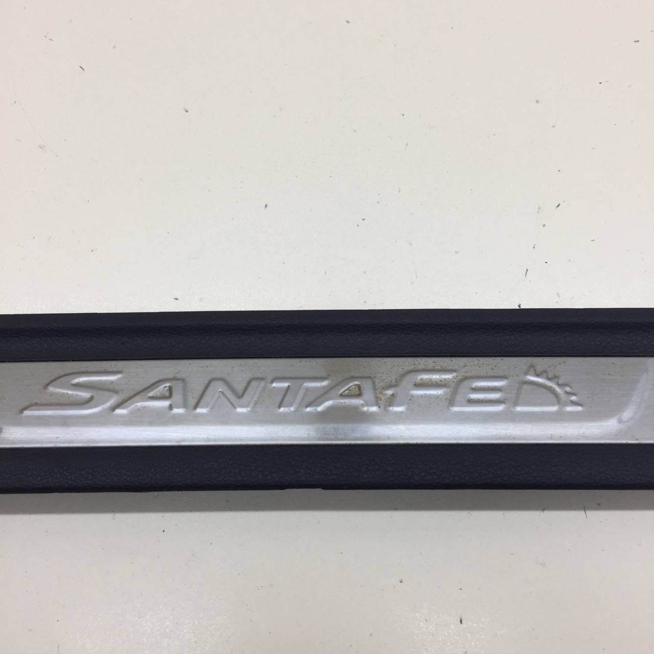 Накладка порога (внутренняя) Hyundai Santa Fe (TM) 2018-2022 Накладка порога (внутренняя) Hyundai Santa Fe (TM) 2018-2022