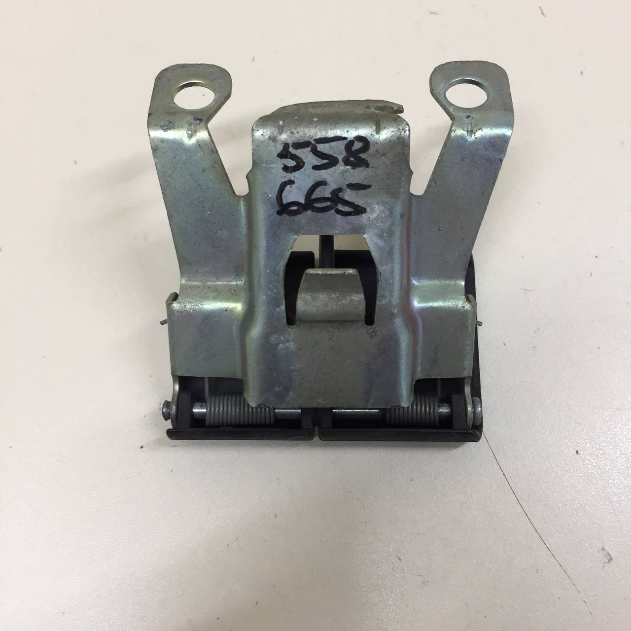 Ручка открывания капота Nissan Note (E11) 2006-2013