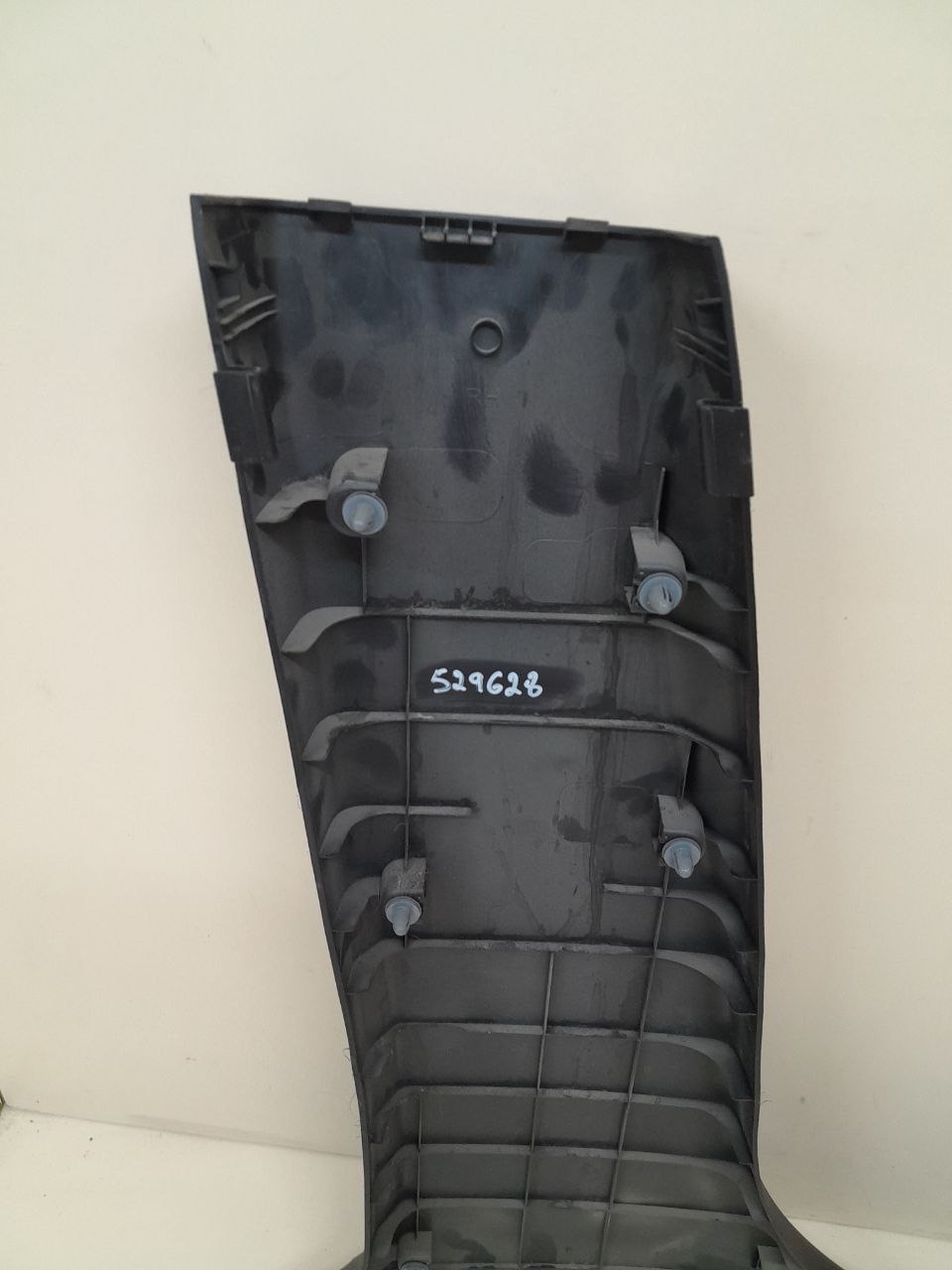 Обшивка стойки Kia Ceed (ED) 2007-2012