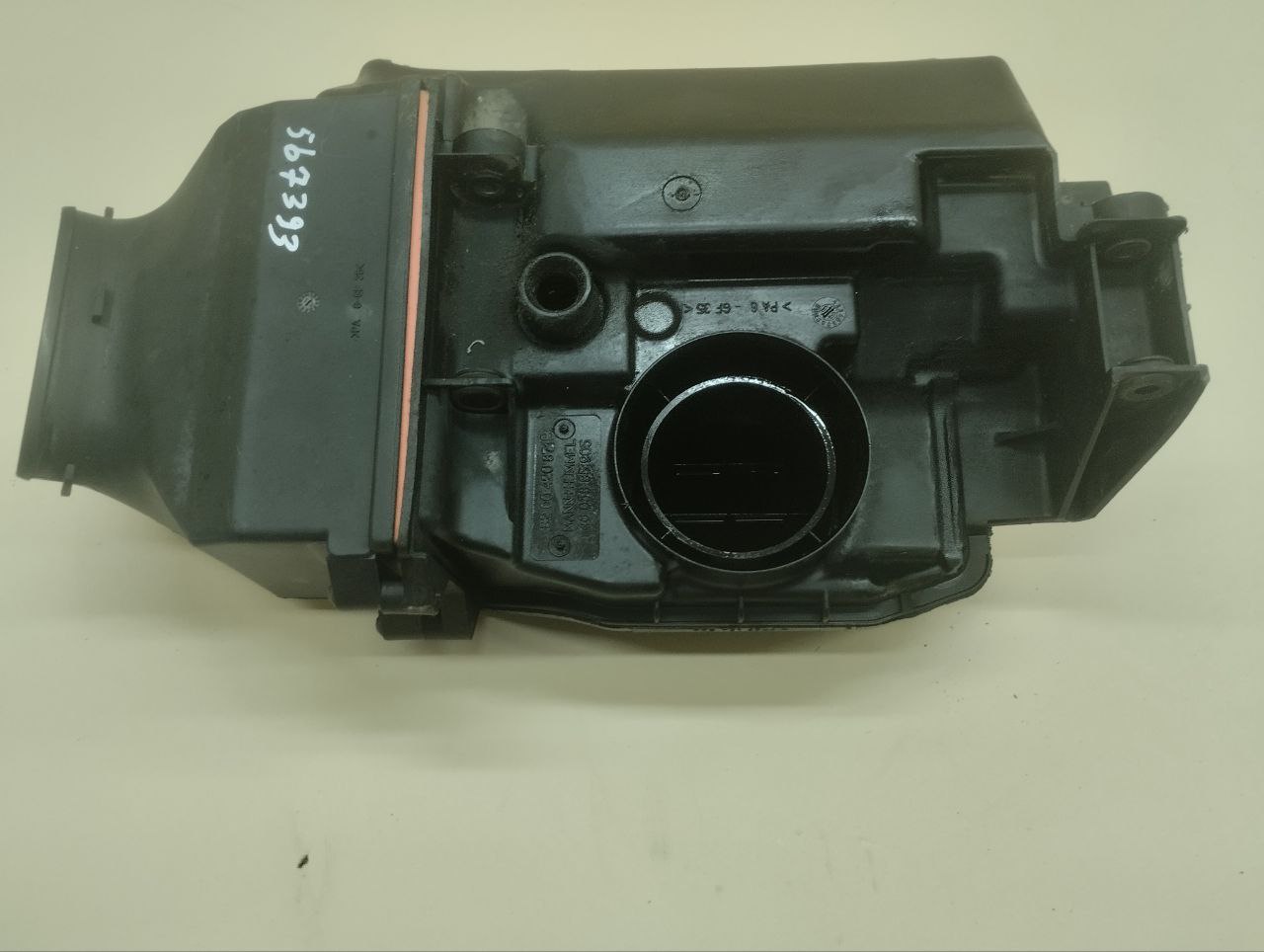 Корпус воздушного фильтра Renault Duster (HSA, HSM) 2012> Корпус воздушного фильтра Renault Duster (HSA, HSM) 2012>