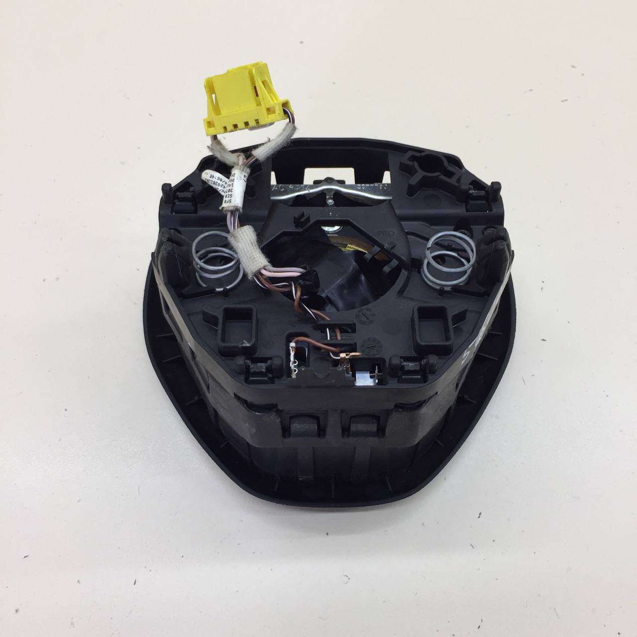 Подушка безопасности в рулевое колесо Skoda Rapid 2012-2020