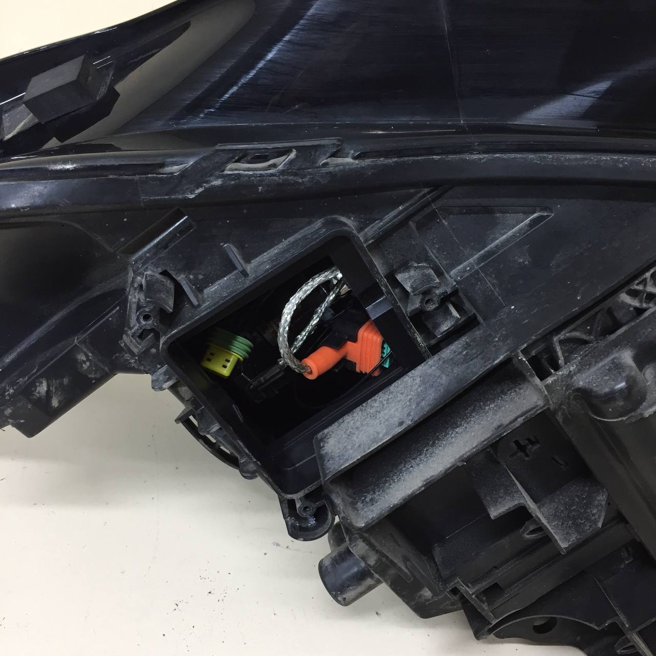 Фара правая Land Rover Discovery Sport 2014>