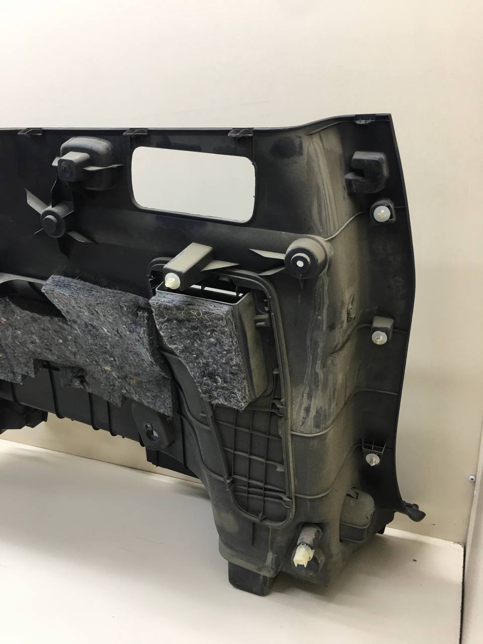Обшивка багажника Toyota Rav 4 (A30) 2006-2013