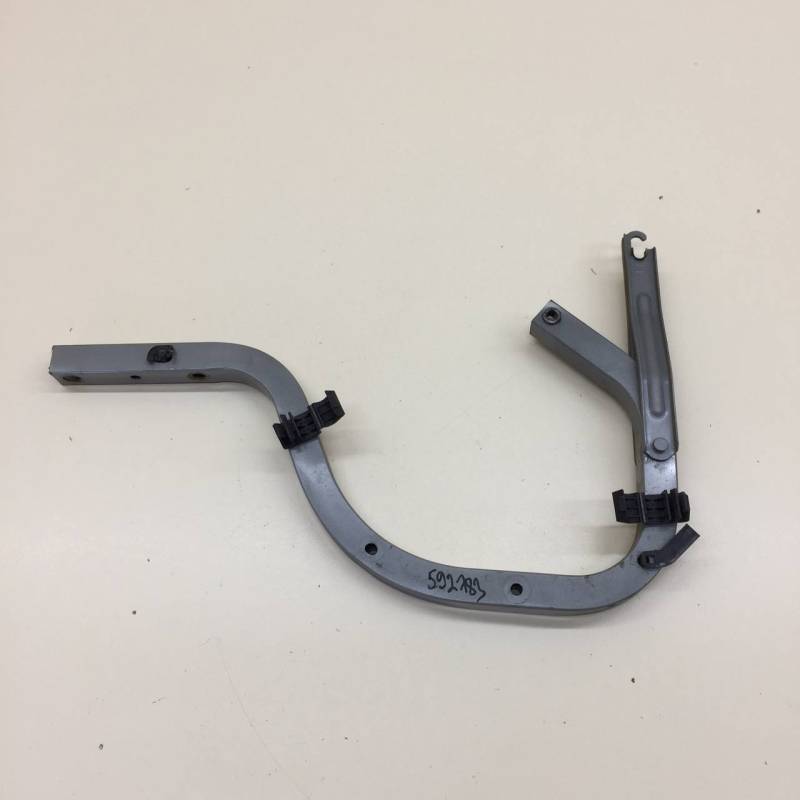 Петля крышки багажника Toyota Camry (XV30) 2001-2006