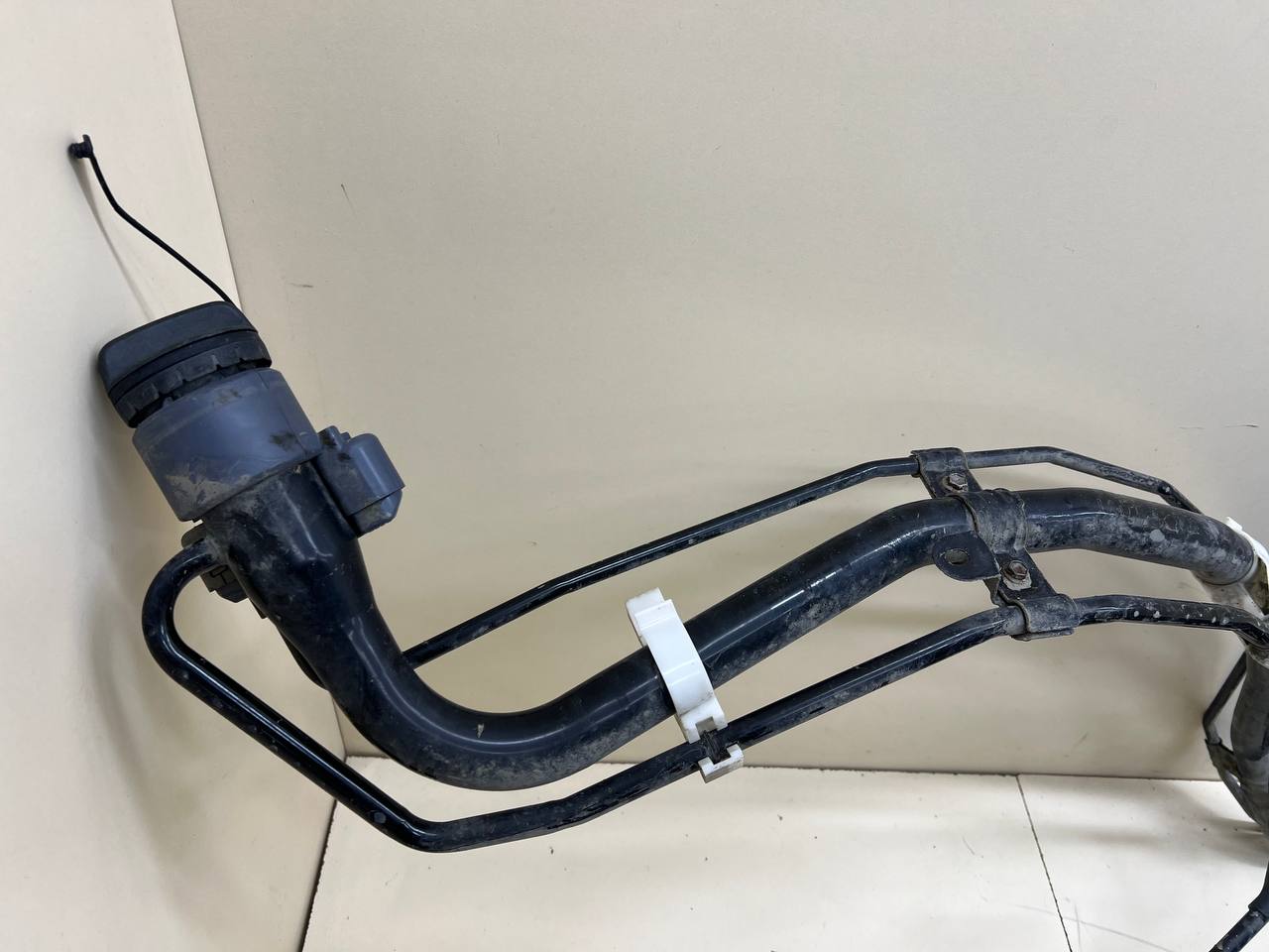 Бак топливный Toyota Rav 4 (XA40) 2013-2019 Бак топливный Toyota Rav 4 (XA40) 2013-2019