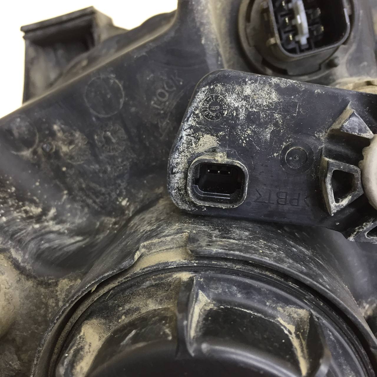 Фара правая Hyundai ix35 (LM) 2010-2015 Фара правая Hyundai ix35 (LM) 2010-2015