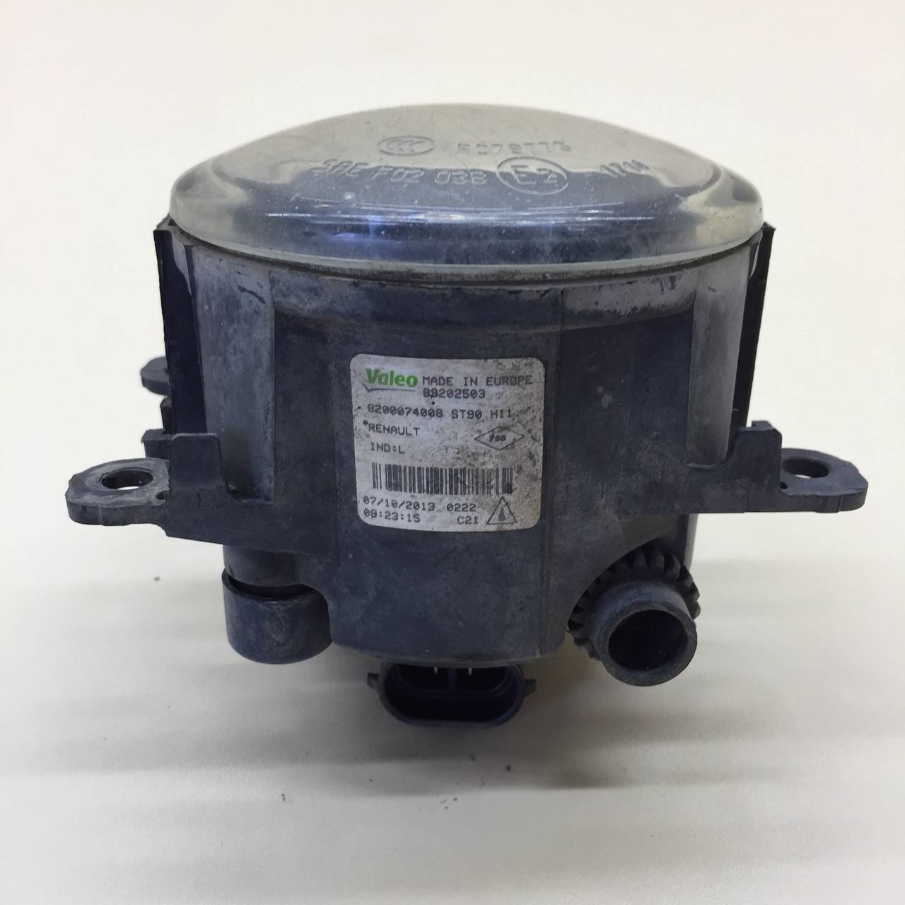 Фара противотуманная Renault Duster (HSA, HSM) 2012> Фара противотуманная Renault Duster (HSA, HSM) 2012>