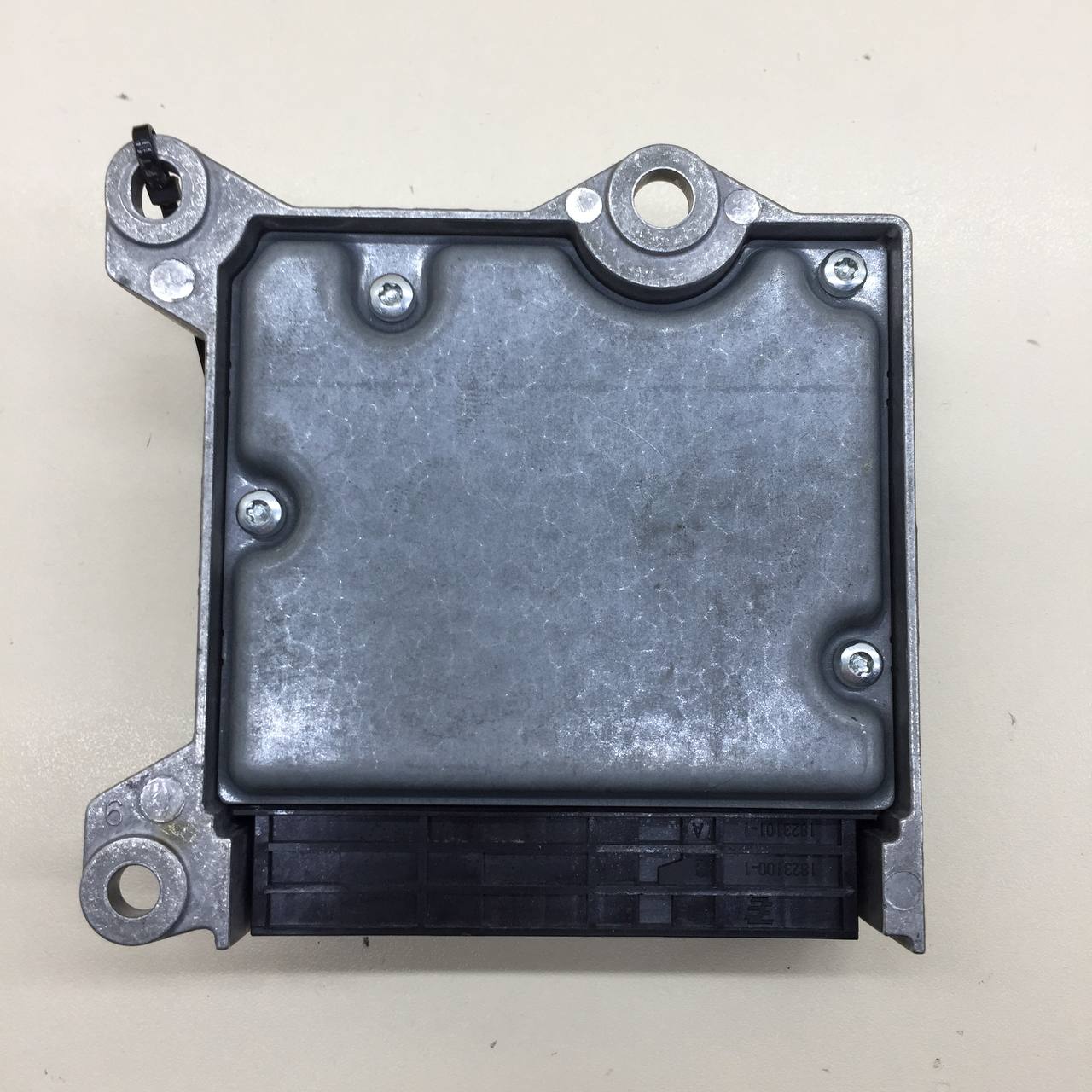 Подушка безопасности пассажирская (в торпедо) Citroen C4 2011>