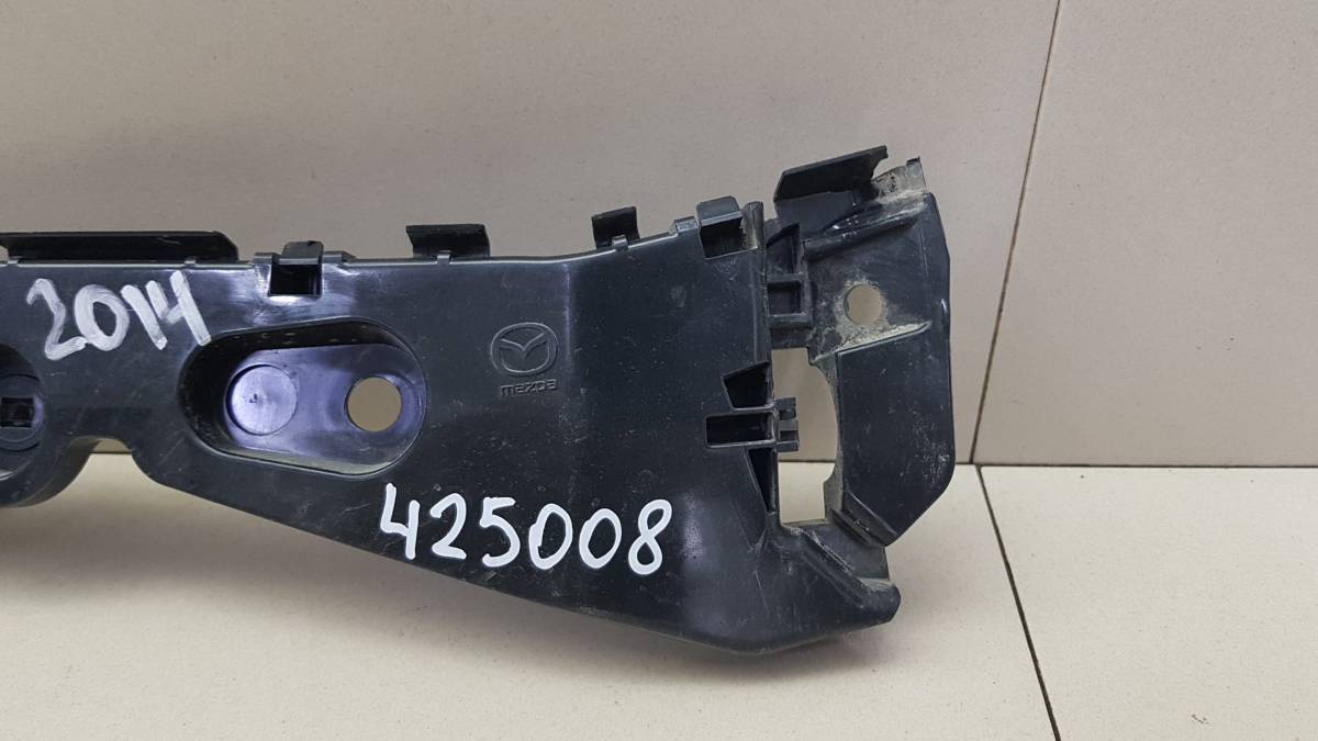 Кронштейн заднего бампера правый Mazda Mazda 3 (BM) 2013-2016