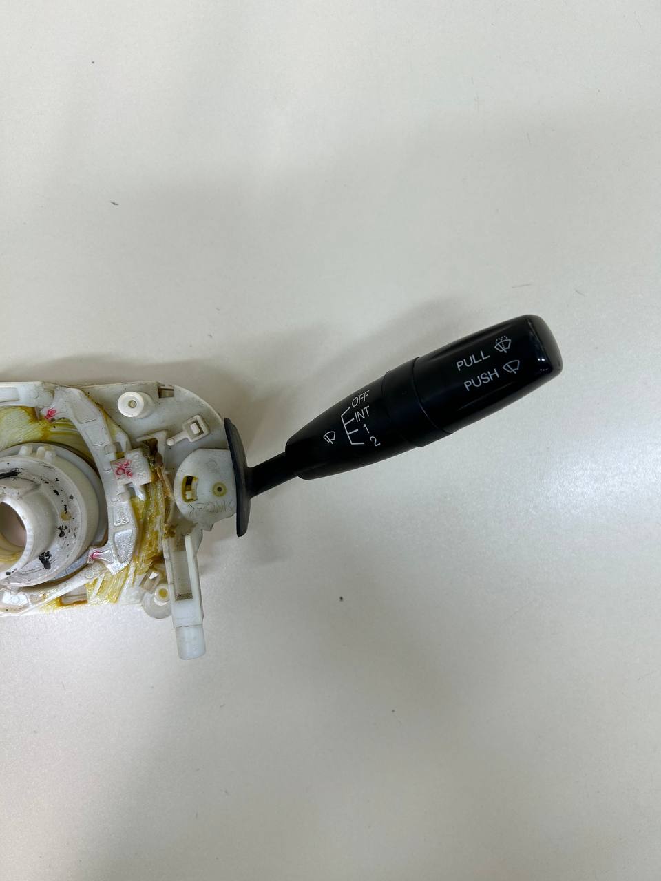 Переключатель подрулевой в сборе Kia Spectra (SD) 2004-2011