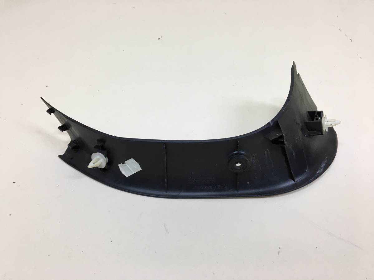Обшивка крышки багажника BMW 1-series E87/E81 2004-2011