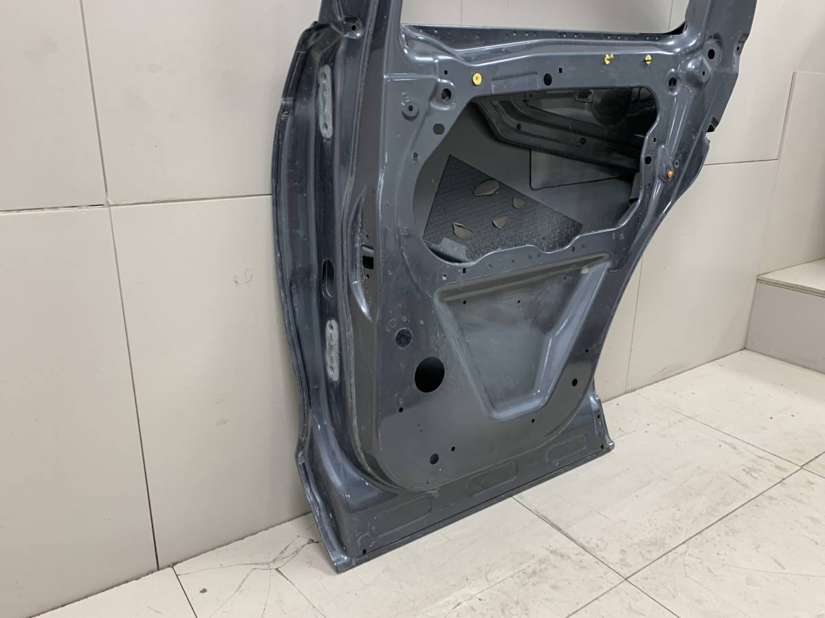 Дверь задняя правая Land Rover Discovery Sport 2014>