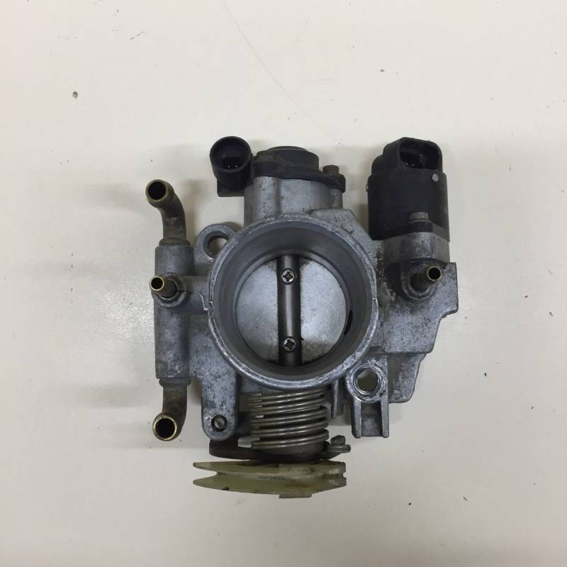 Заслонка дроссельная механическая Lada Priora 2007-2018