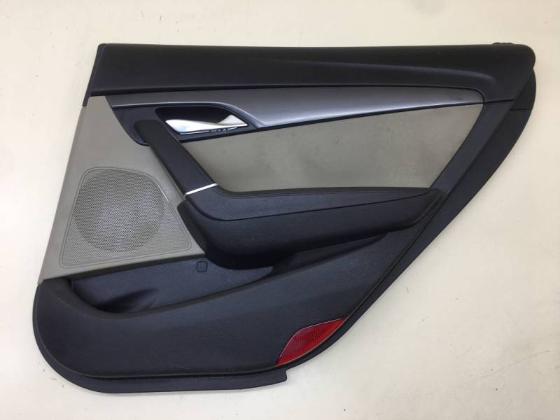 Обшивка двери задней правой Hyundai i40 (VF) 2011>