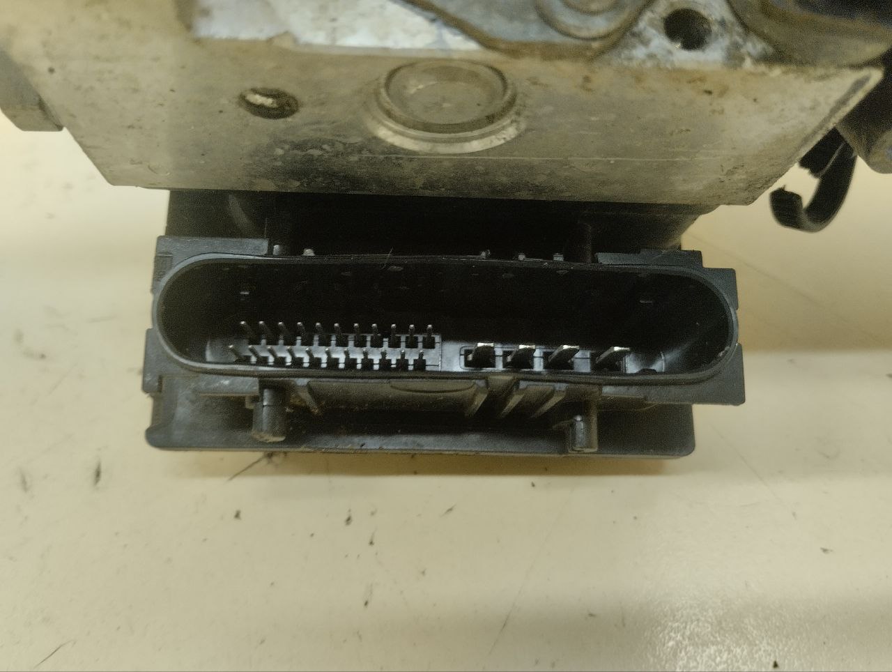 Блок ABS (насос) Renault Symbol (2) 2008-2012