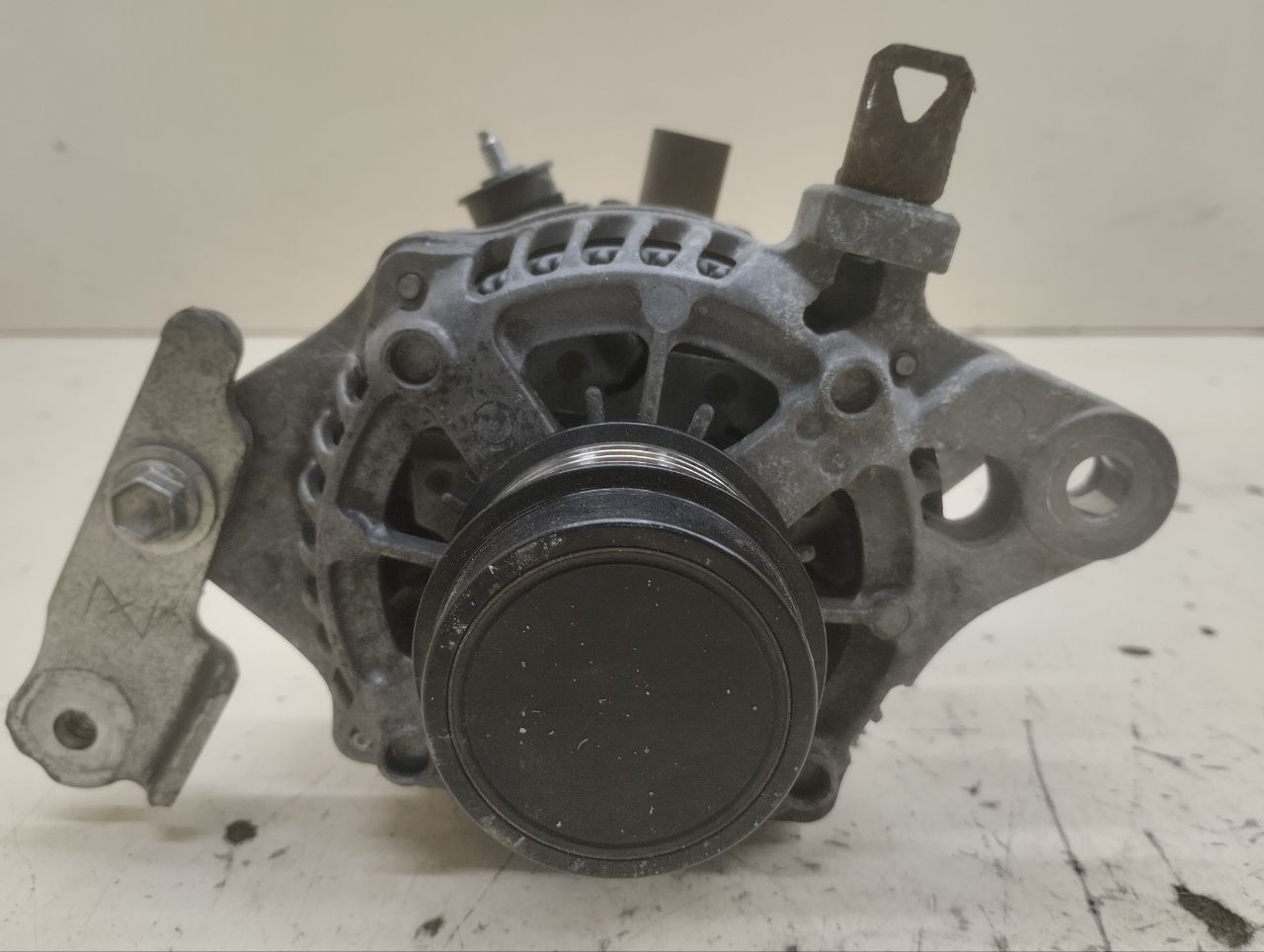 Генератор Lexus NX 200 (Z10) 2014-2021 Генератор Lexus NX 200 (Z10) 2014-2021