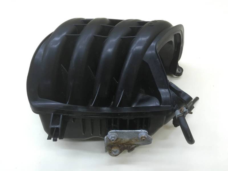 Коллектор впускной Lada Granta 2011>