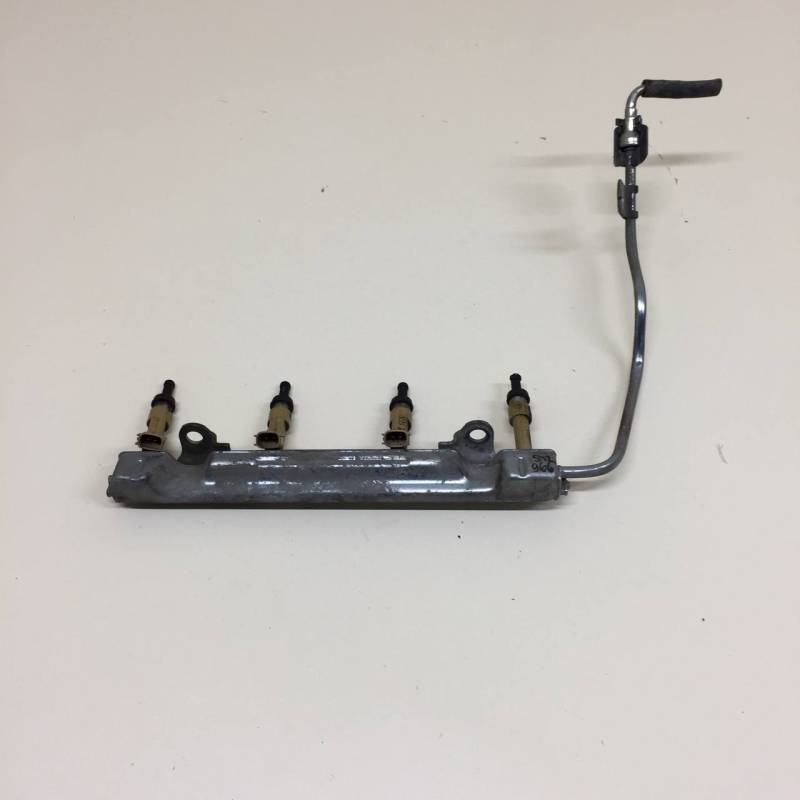 Рейка топливная (рампа) Toyota Corolla E180 2013-2019 Рейка топливная (рампа) Toyota Corolla E180 2013-2019